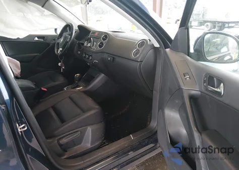 2011 Volkswagen Tiguan Se z USA, uszkodzony, nr VIN WVGBV7AX9BW566345